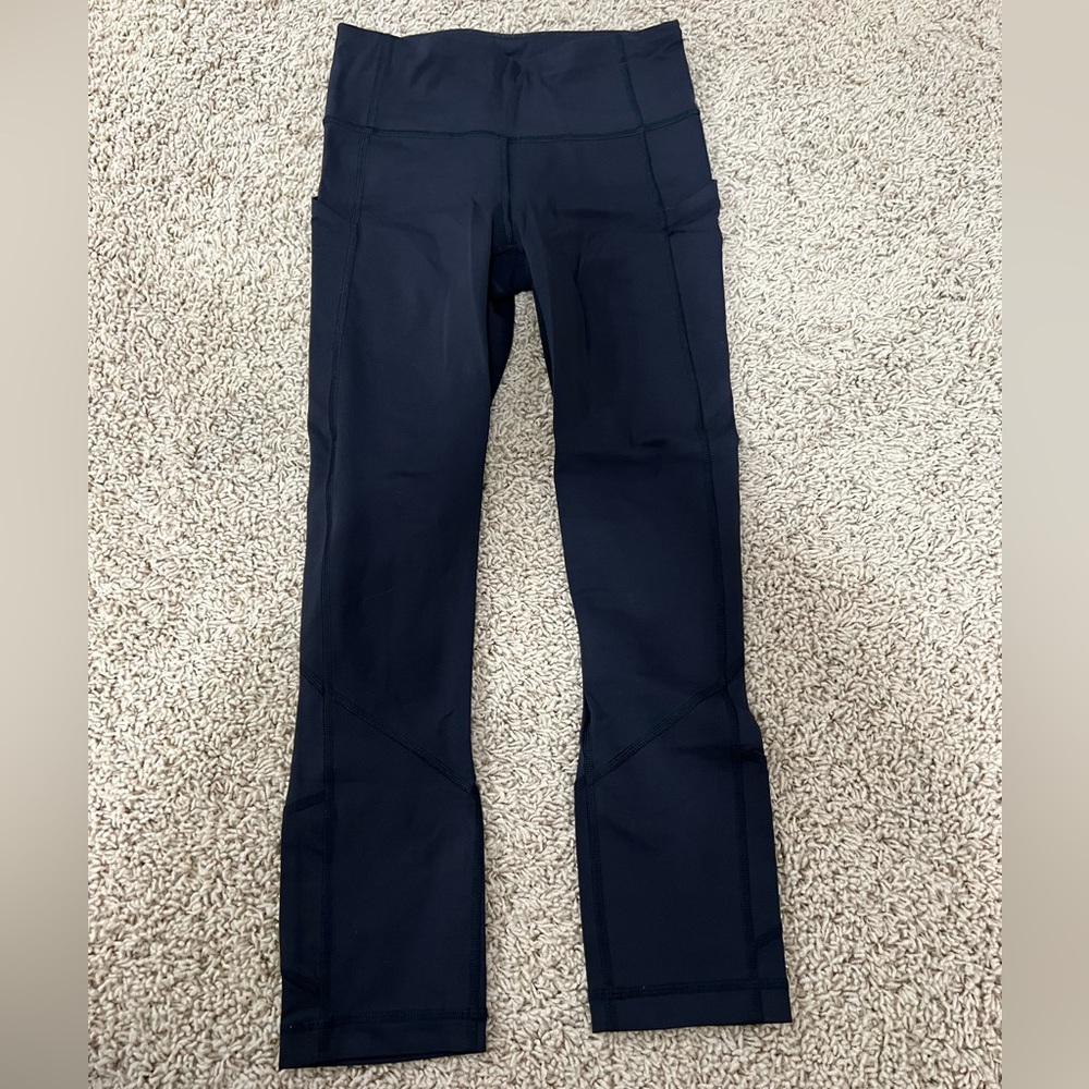 Womens lululemon crop leggings